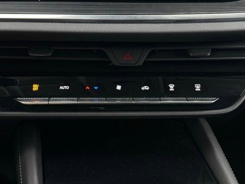 Used 2025 Buick Envision Preferred image 30