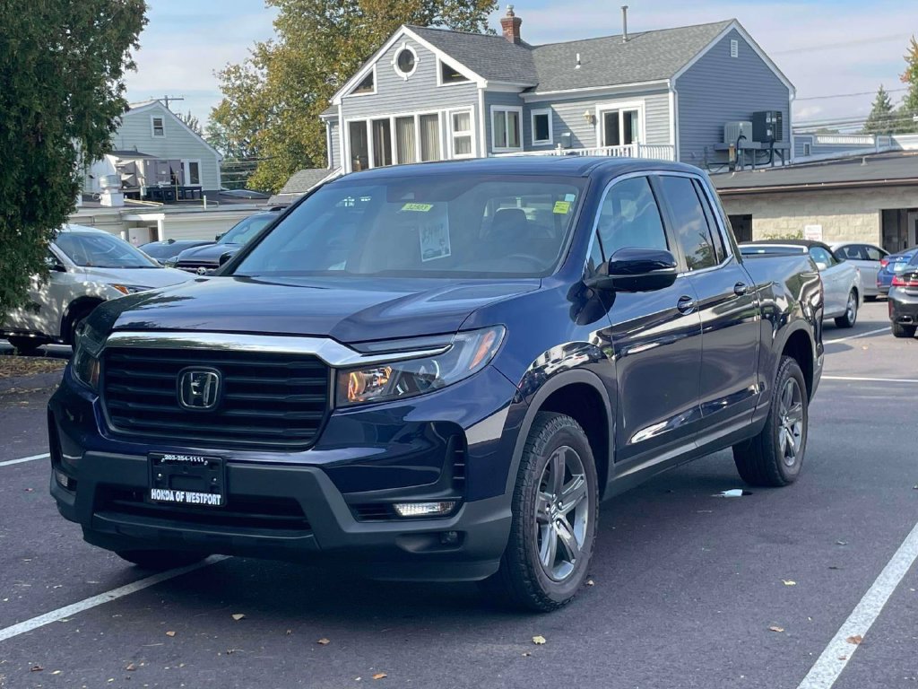 Certified 2023 Honda Ridgeline RTL image 3