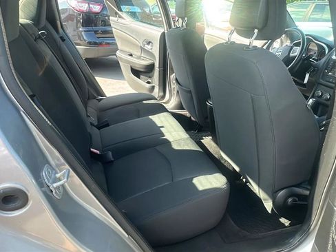 Used 2013 Dodge Avenger SXT FWD image 31