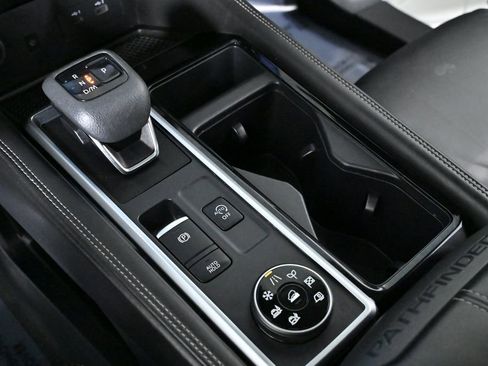 Used 2022 Nissan Pathfinder Platinum w/ Cargo Package image 20