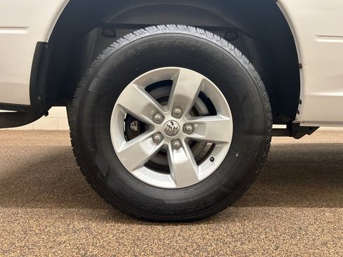 Used 2013 RAM 1500 Classic SLT image 24