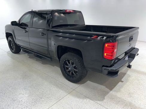 Used 2018 Chevrolet Silverado 1500 LT w/ All Star Edition image 3