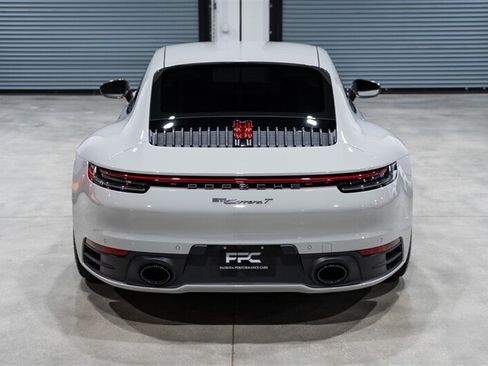Used 2024 Porsche 911 Carrera T RWD image 5
