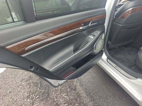 Used 2017 Genesis G90 5.0 Ultimate image 13