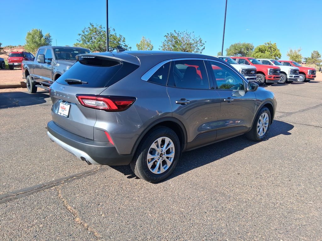 Used 2023 Ford Escape Active FWD image 5