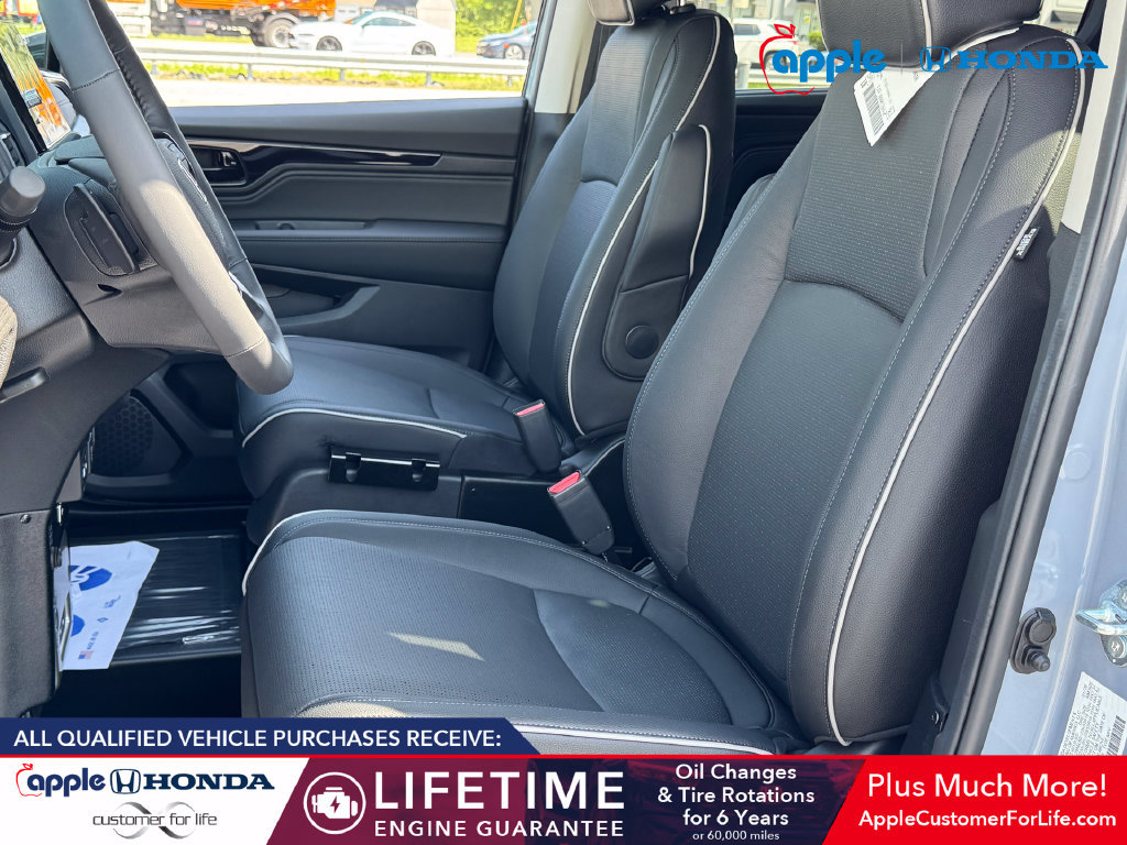 Used 2026 Honda Odyssey Elite image 5