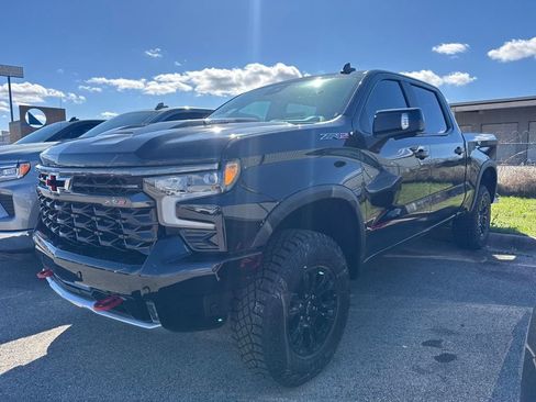 New 2026 Chevrolet Silverado 1500 ZR2 image 2