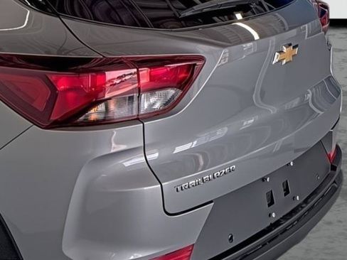 New 2026 Chevrolet TrailBlazer LS w/ LS Convenience Package FWD image 10
