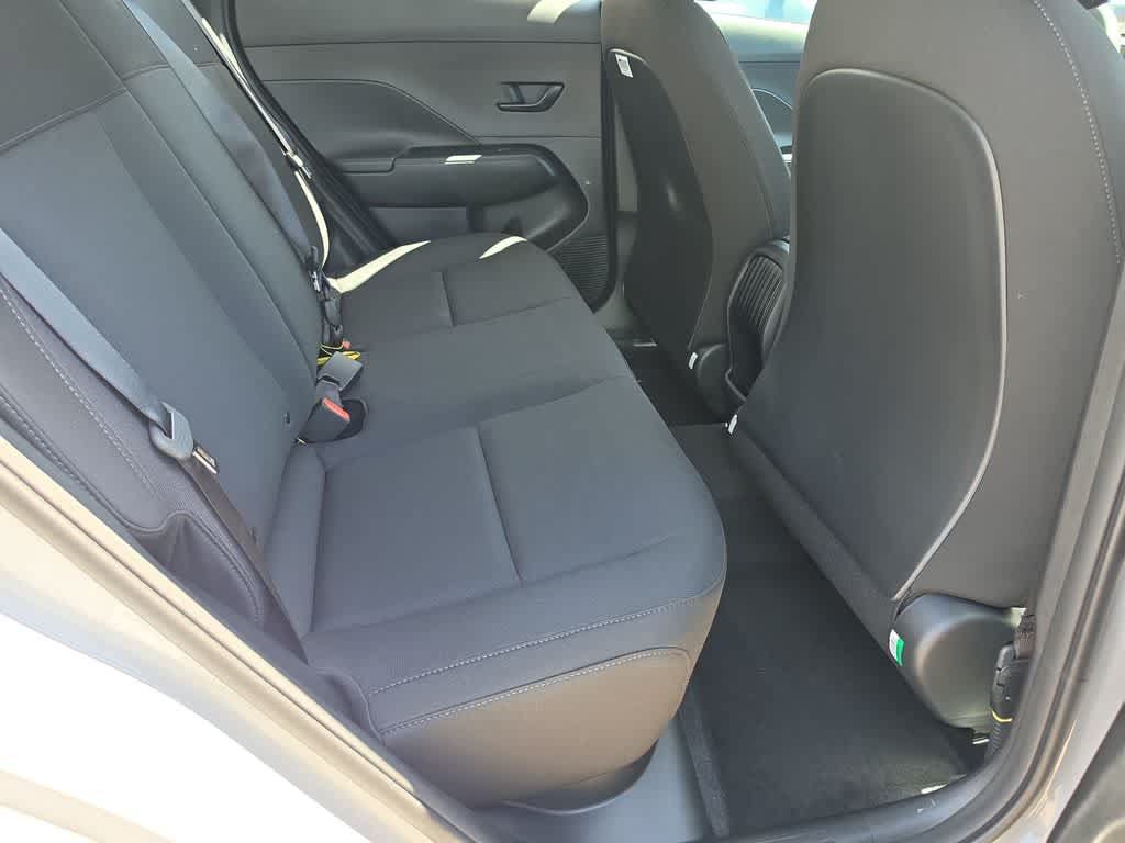 New 2027 Hyundai Kona SE FWD image 21