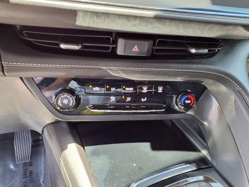 Certified 2023 Buick Envision Preferred FWD image 7