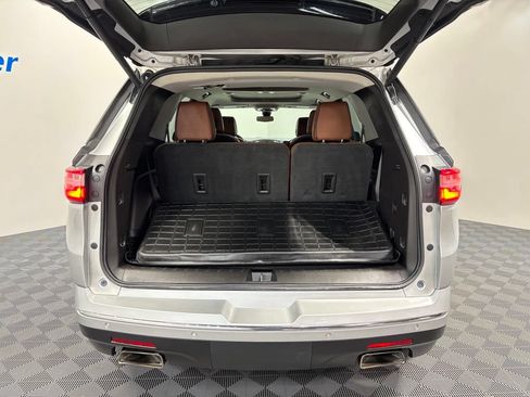 Used 2018 Chevrolet Traverse High Country AWD/4WD image 33