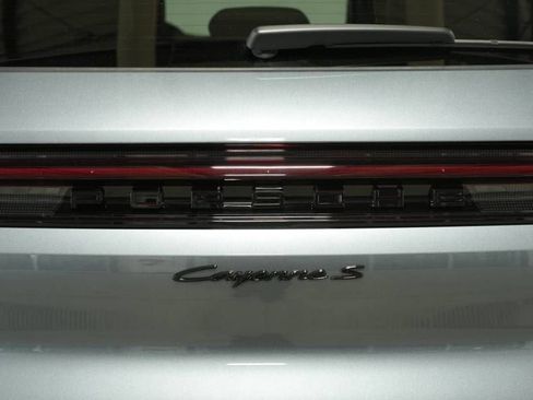 New 2026 Porsche Cayenne S image 40