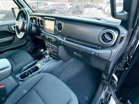 Used 2022 Jeep Wrangler Unlimited Rubicon 4xe w/ Cold Weather Group image 33