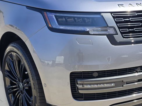 Used 2025 Land Rover Range Rover Long Wheelbase SE AWD/4WD image 31