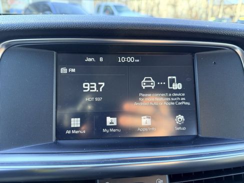 Used 2018 Kia Optima EX image 19