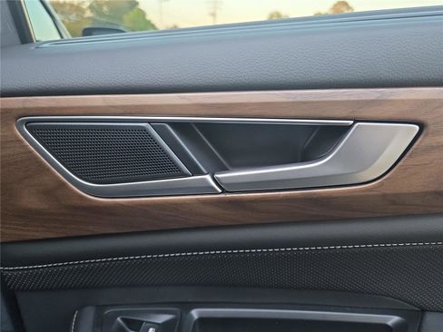 New 2026 Volkswagen Atlas SE image 31