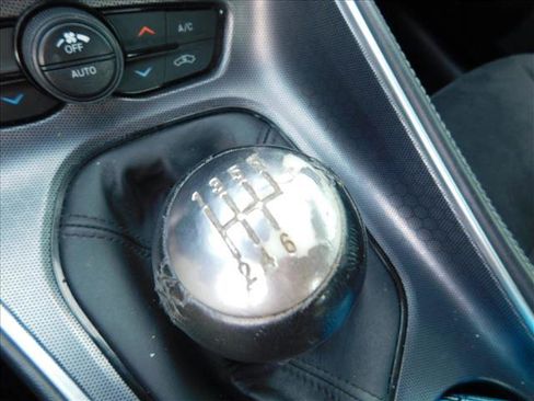 Used 2016 Dodge Challenger R/T Plus image 10