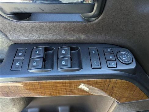 Used 2018 GMC Sierra 1500 SLT image 10