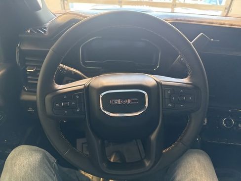 Used 2024 GMC Sierra 2500 AT4 w/ AT4 Premium Plus Package image 30