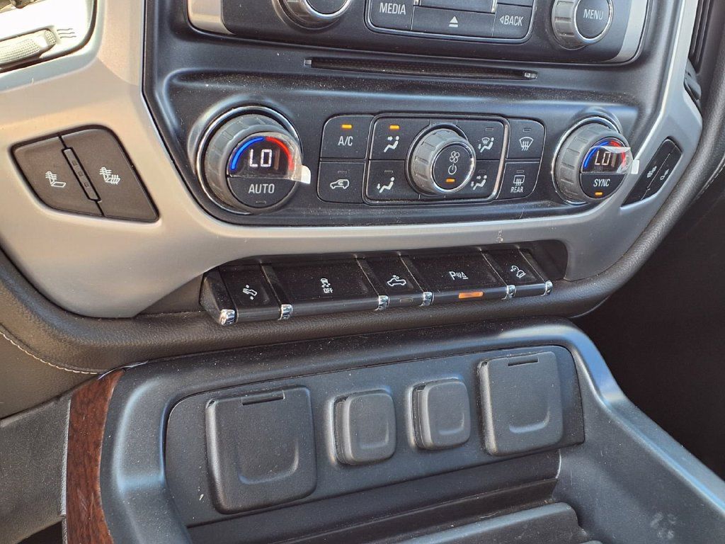 Used 2018 GMC Sierra 1500 SLT w/ SLT Premium Package AWD/4WD image 7