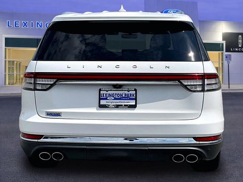 Used 2020 Lincoln Aviator Reserve w/ Equipment Group 202A AWD/4WD image 6