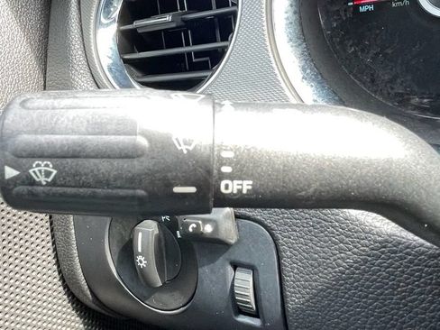 Used 2014 Ford Mustang Coupe RWD image 17