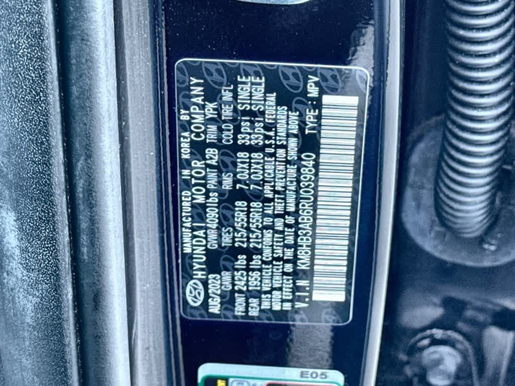 Used 2024 Hyundai Kona SEL FWD image 29