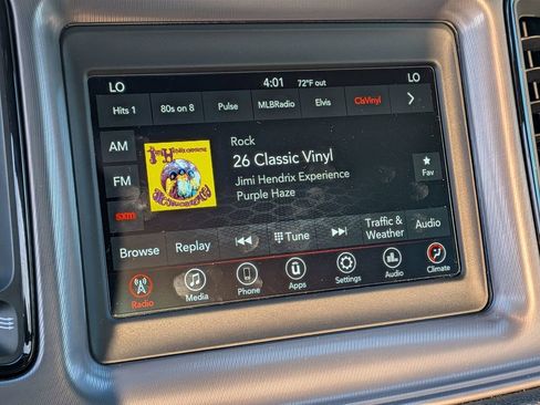 Used 2023 Dodge Challenger R/T w/ Blacktop Package image 26