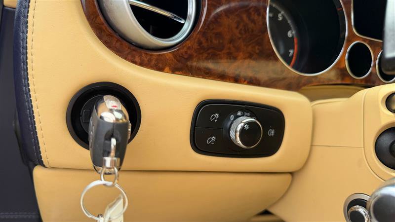 Used 2006 Bentley Flying Spur Flying Spur AWD/4WD image 32