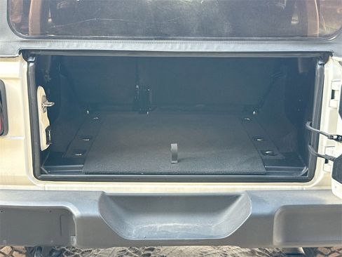 Used 2021 Jeep Wrangler Unlimited Willys image 28