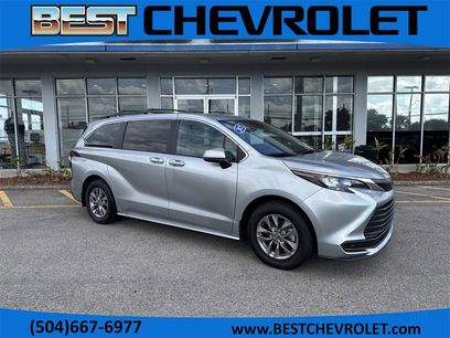 Used 2025 Toyota Sienna LE
