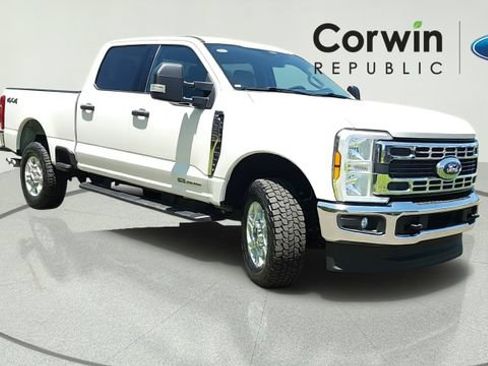 Certified 2025 Ford F250 XLT AWD/4WD image 8