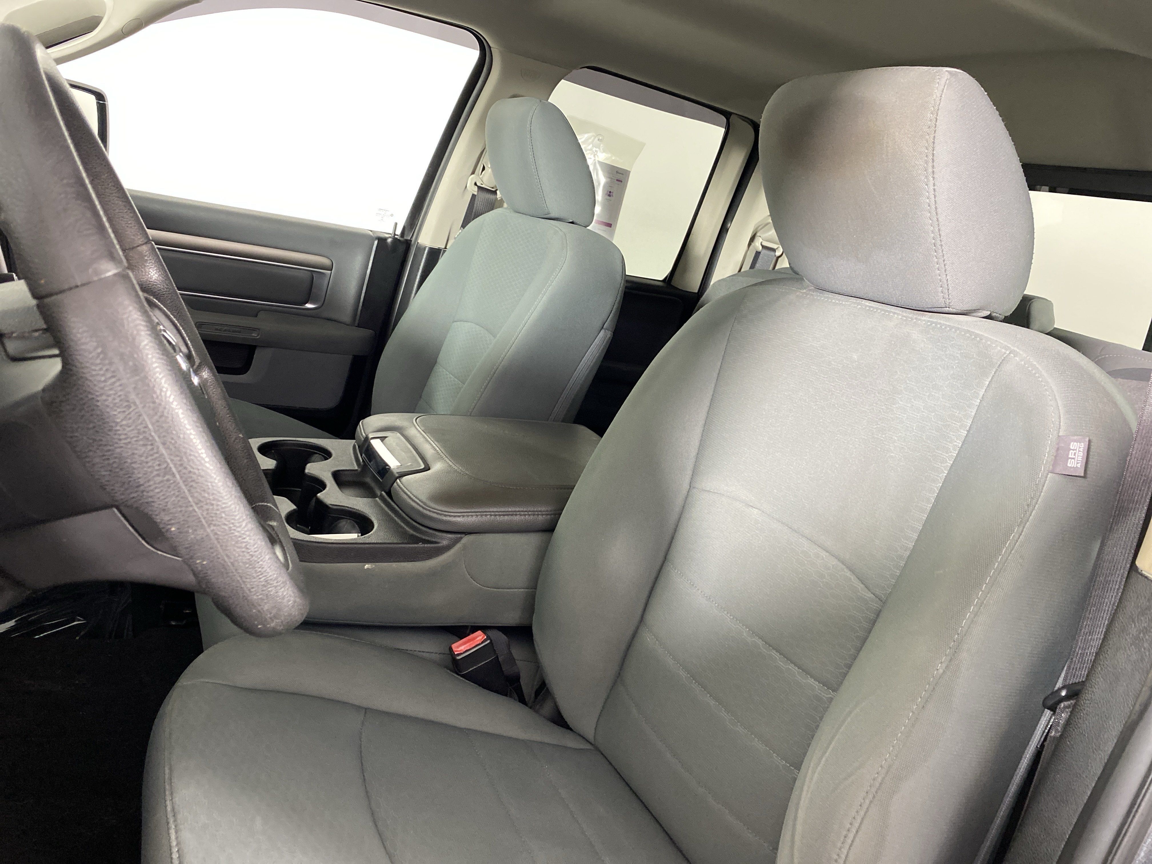 Used 2017 RAM 1500 Classic SLT RWD image 12