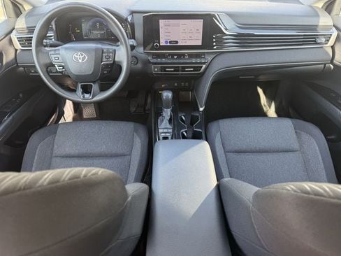 Used 2025 Toyota Camry LE FWD image 11