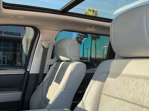 Used 2022 Toyota Tundra Limited w/ TRD Off-Road Package image 15