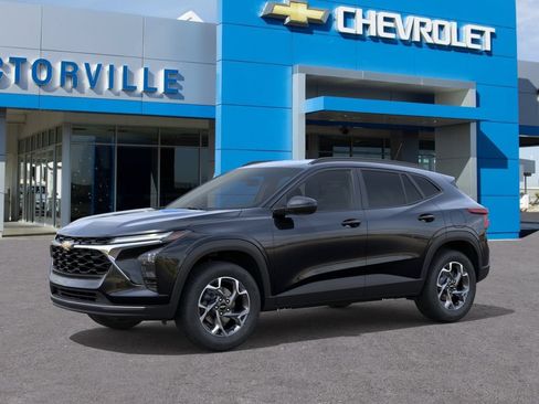 New 2026 Chevrolet Trax LT FWD image 2