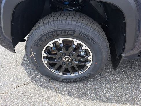 New 2026 Toyota Tundra SR5 AWD/4WD image 14