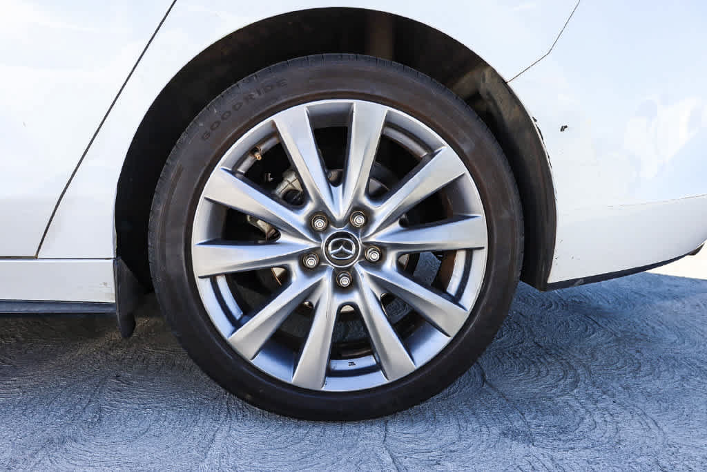 Used 2019 MAZDA MAZDA3 Sedan w/ Preferred Package FWD image 10