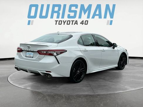 Used 2023 Toyota Camry XSE FWD image 7