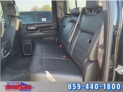 Used 2025 Chevrolet Silverado 2500 LTZ w/ LTZ Premium Package image 7