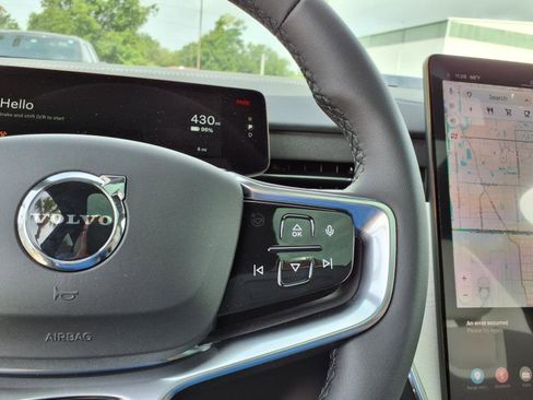 Used 2025 Volvo EX90 Ultra image 16