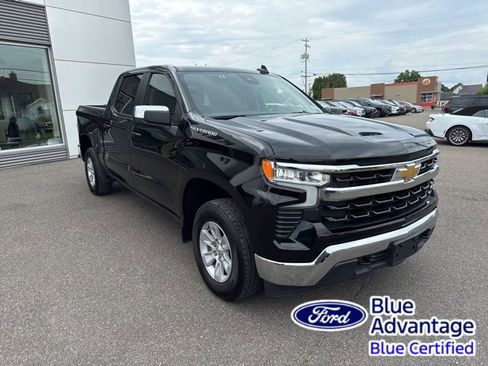 Used 2025 Chevrolet Silverado 1500 LT image 3