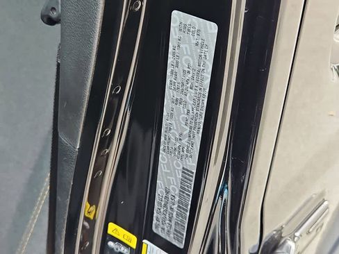 Used 2024 Jeep Wrangler Sport S image 36