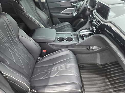 Certified 2026 Acura MDX SH-AWD w/ Advance Package image 9