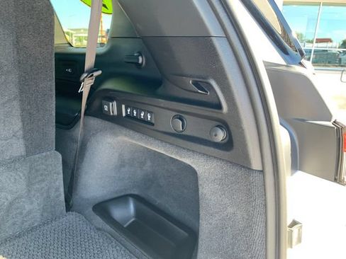Used 2021 Jeep Grand Cherokee L Summit AWD/4WD image 12