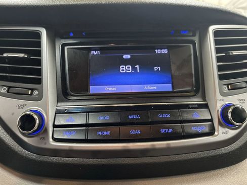 Used 2016 Hyundai Tucson SE image 18