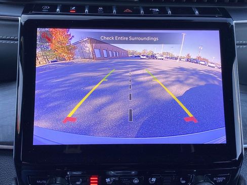 Used 2022 Jeep Grand Cherokee Overland w/ Luxury Tech Group IV image 28