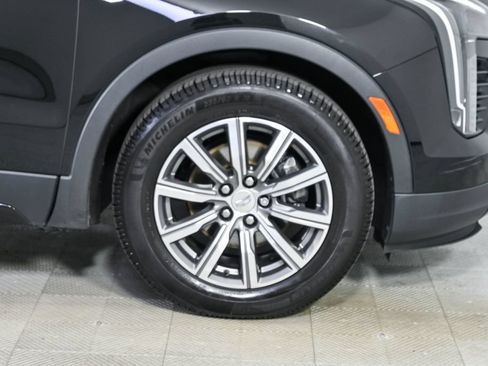 Used 2019 Cadillac XT4 Sport w/ Cold Weather Package FWD image 40