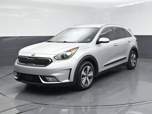 Used 2019 Kia Niro EX FWD image 4
