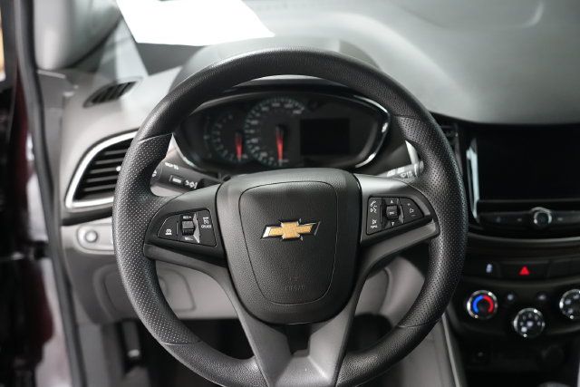 Used 2021 Chevrolet Trax LT AWD/4WD image 13